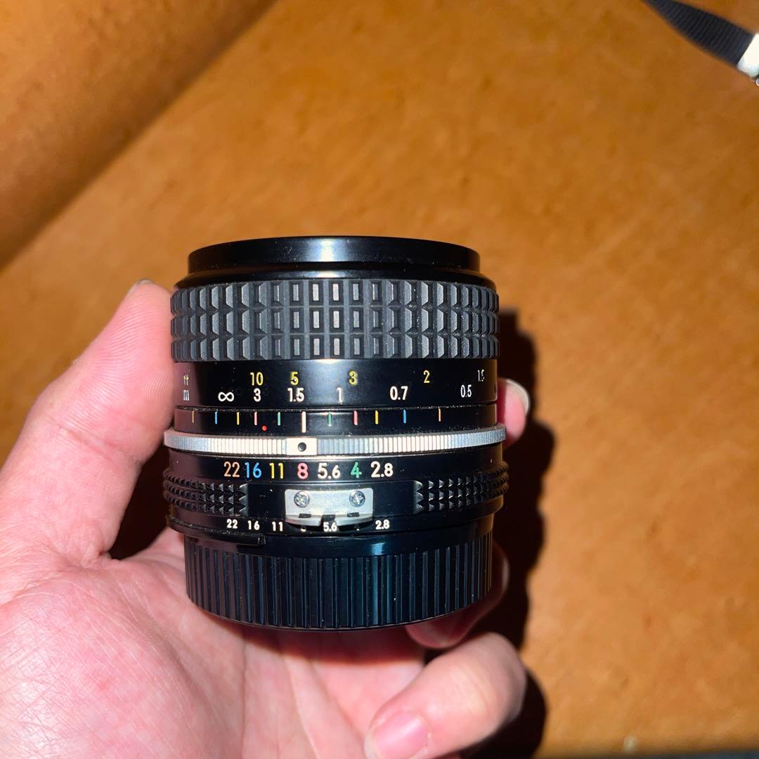 Nikon 24mm f/2.8 単焦点レンズ