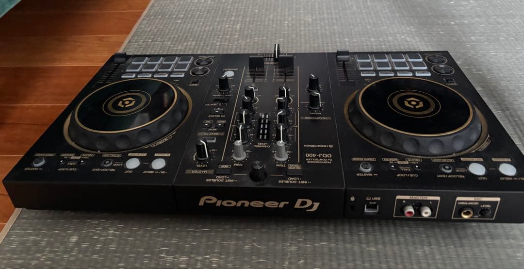 ddj-400 Black/Goldバージョン