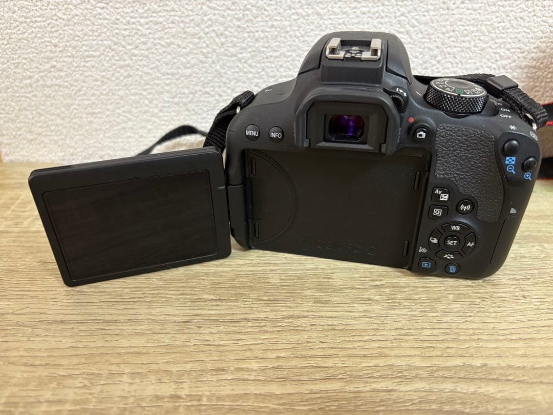 Canon EOS kiss x9i ダブルズームキット 一眼レフ カメラ