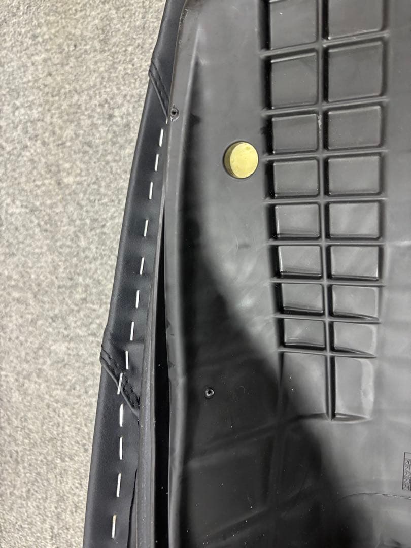 TWR製 PCX125用/PCX160用純正ベース加工 ローダウンカスタムシート