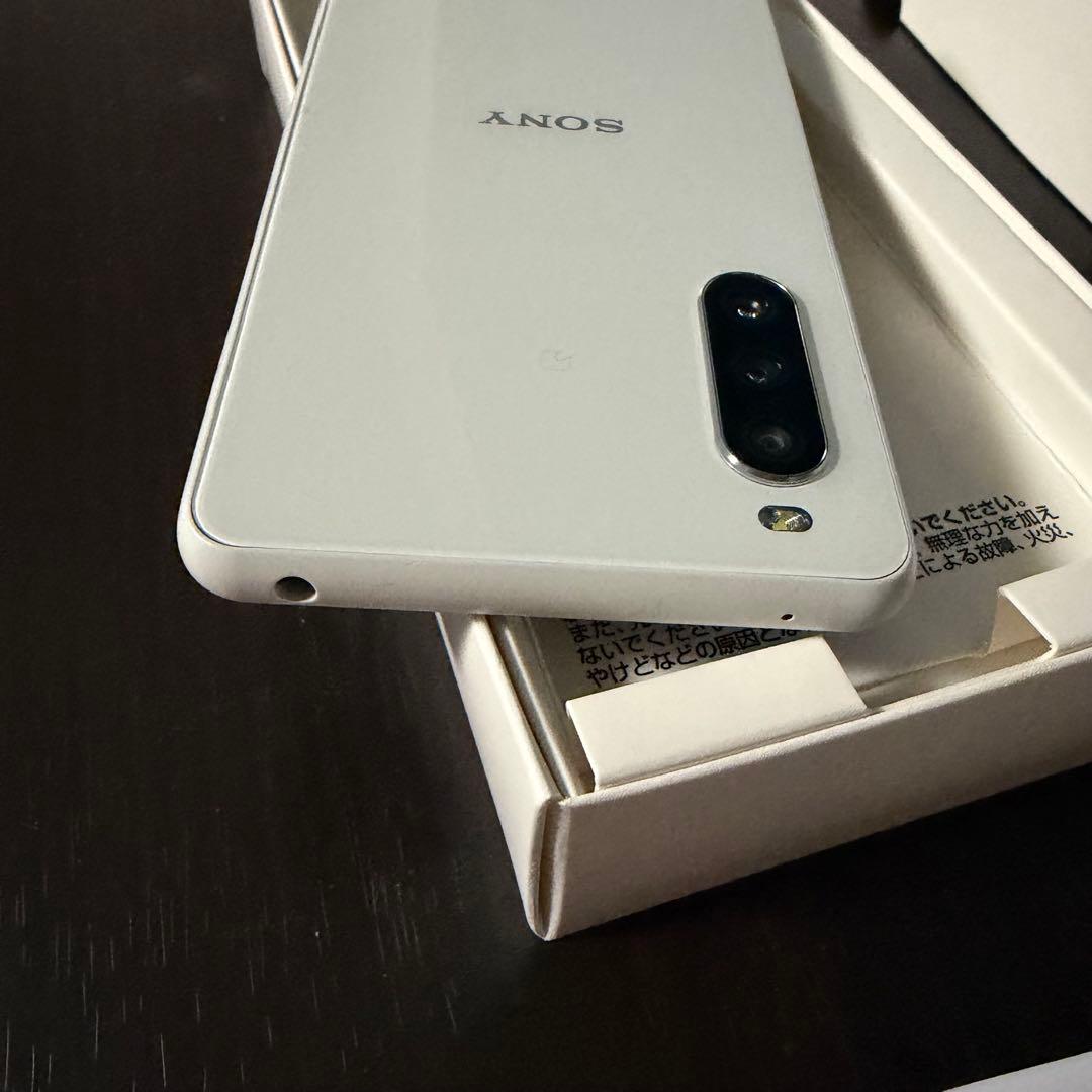 SONY Xperia 10 Ⅲ SO-52B 128GB 箱 充電器付き