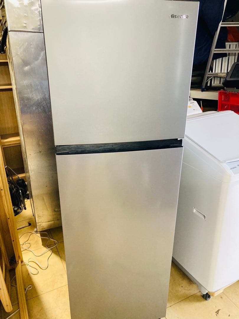 美品 ハイセンス 冷蔵庫 HR-B2501 2024年製 Hisense