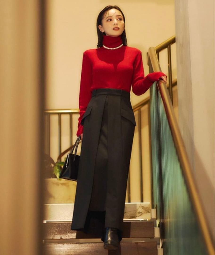 専用 アニュアンス ハイゲージウールフィットリブタートルニット レッド