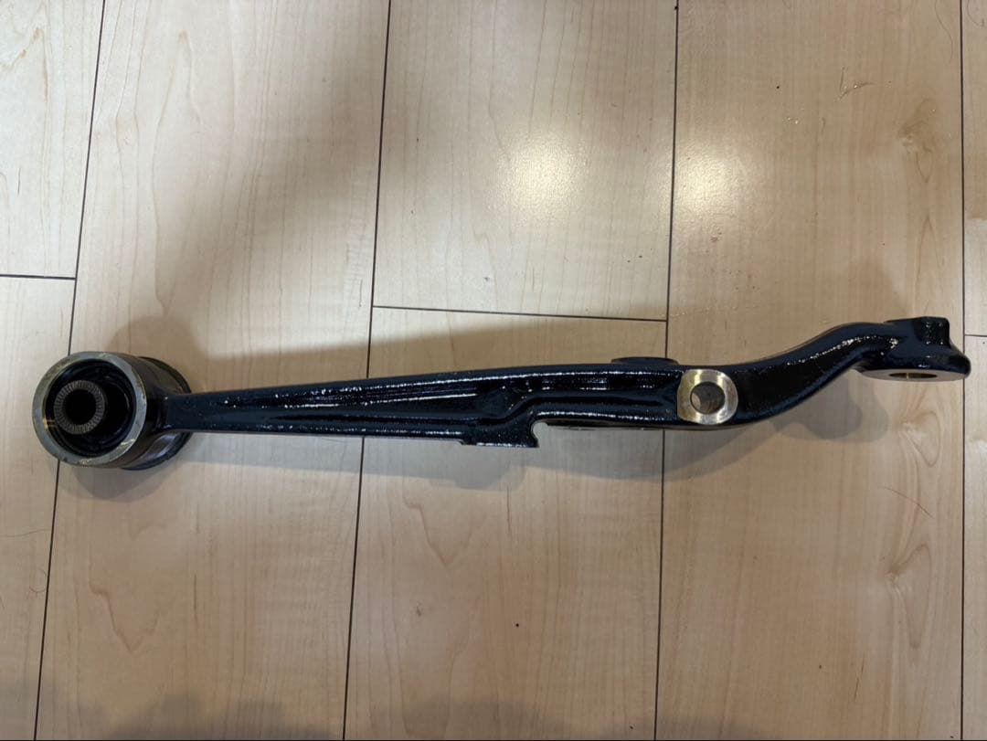 JZX100 JZX110 SXE10用左右新品ロアアーム