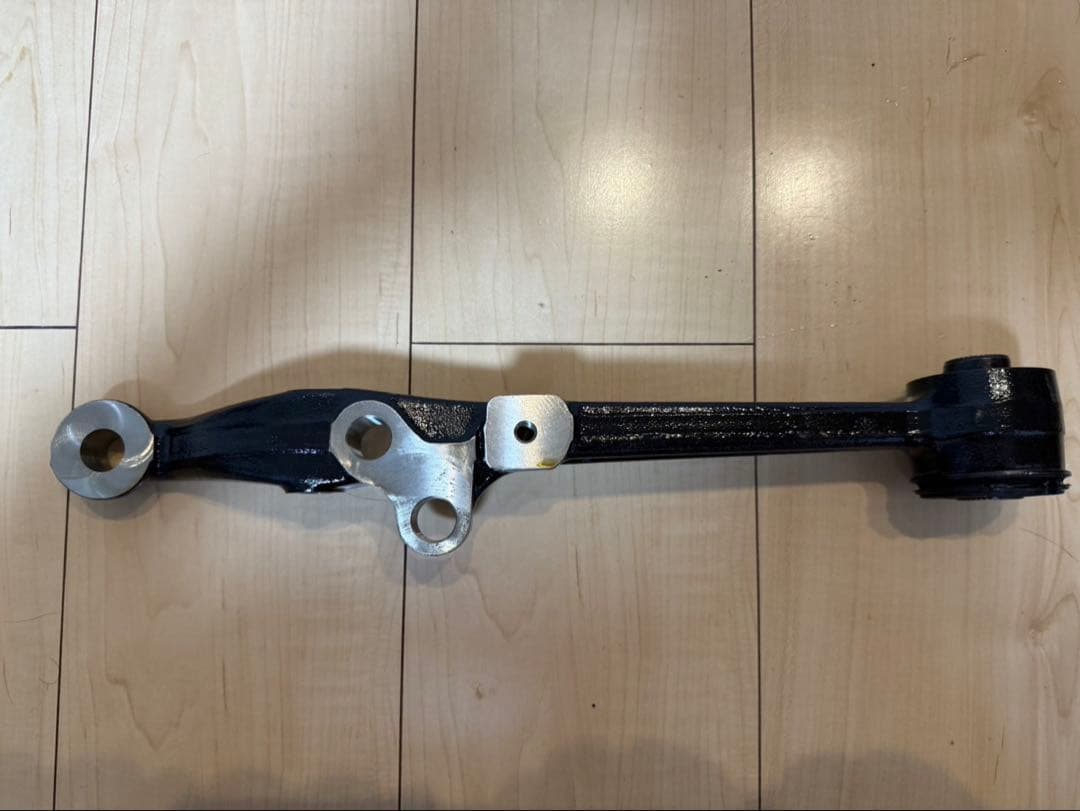 JZX100 JZX110 SXE10用左右新品ロアアーム