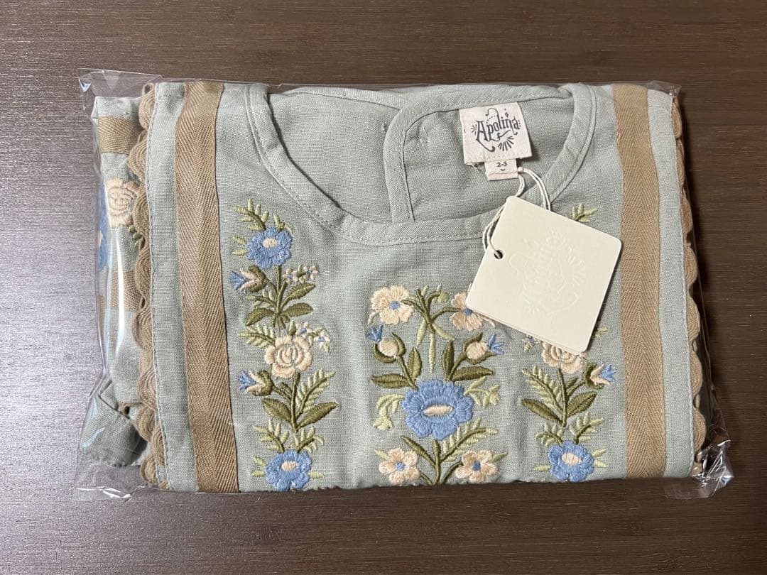 【新品】Apolina Gerdy Pinaforeジャンパースカート 2-3y