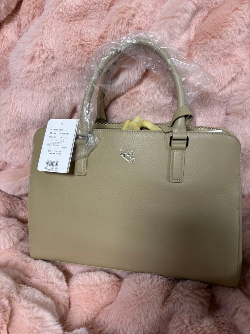 アニエスベー agnes b. ハンドバック　カーフレザー　ベージュ