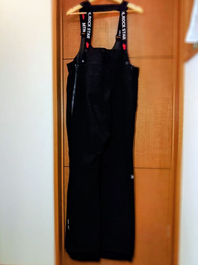 本日迄のキャンペーン【超美品】人気マウンテンロックスター♪使い勝手の良い黒色