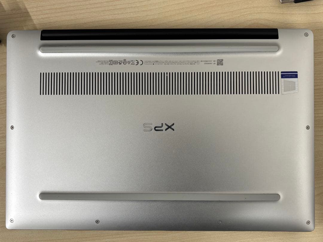 Windowsノート本体 DELL XPS 13 9380 / i3-8145U 03