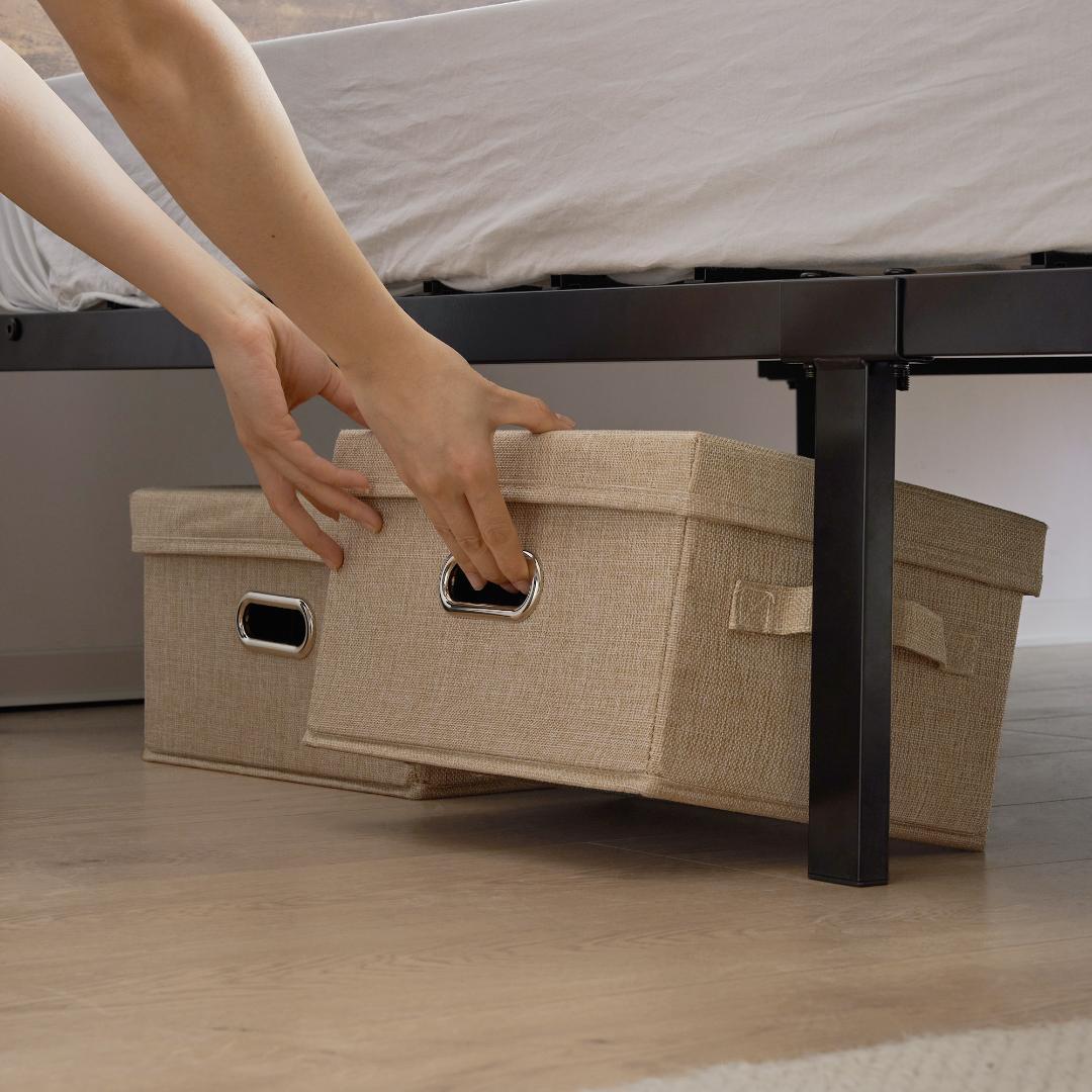 春分セール！高級【SD・セミダブル】ベッドフレーム・コンセント付きBROWN