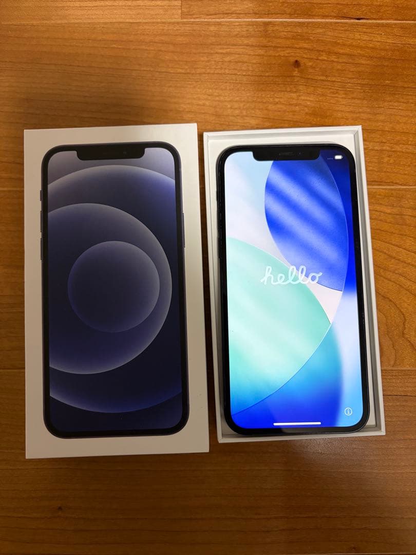 Apple iPhone 12 本体 ブラック　64GB