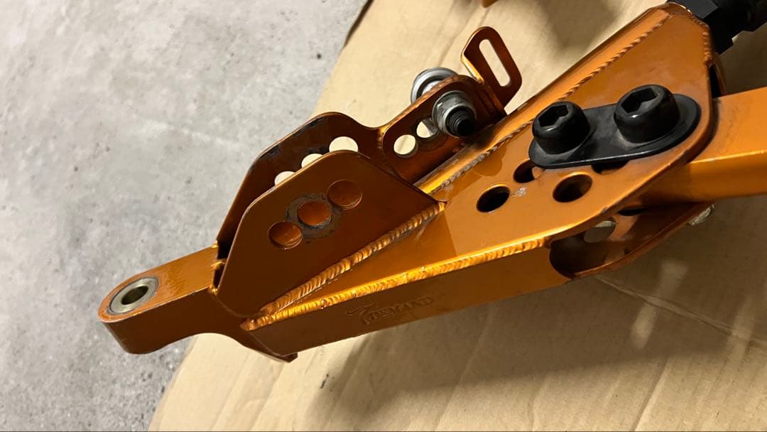 ぽむ様用 T-DEMAND フロントロアアーム