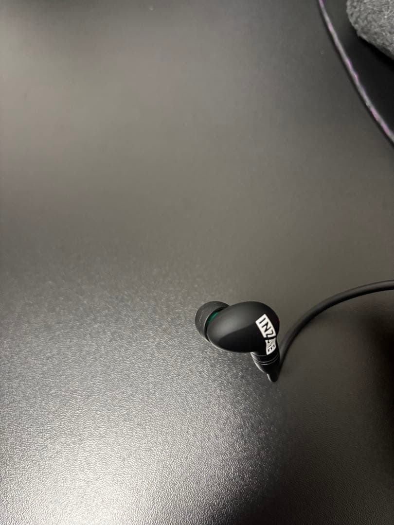 INZONE e9 ブラック