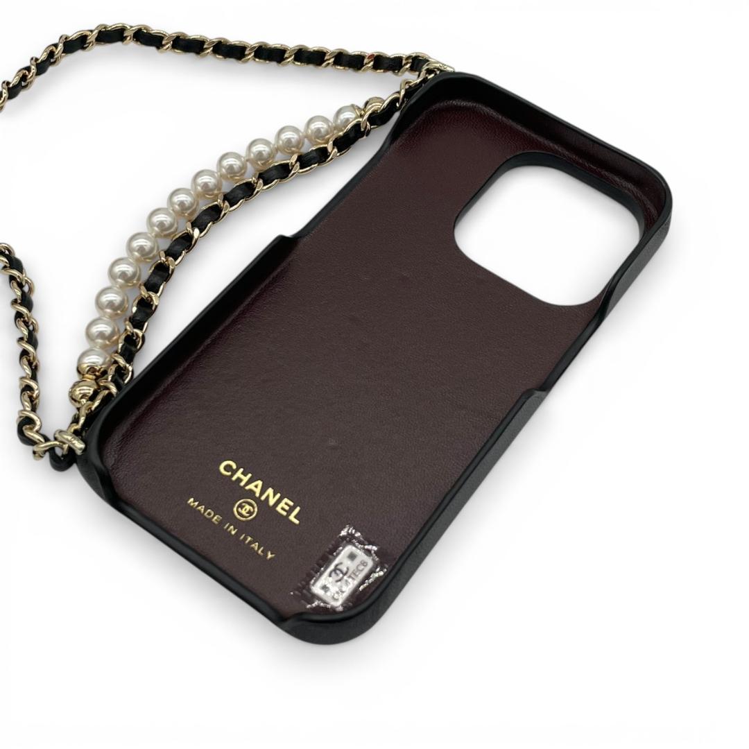 【未使用】シャネル ラムスキン チェーンショルダー付 iphoneケース