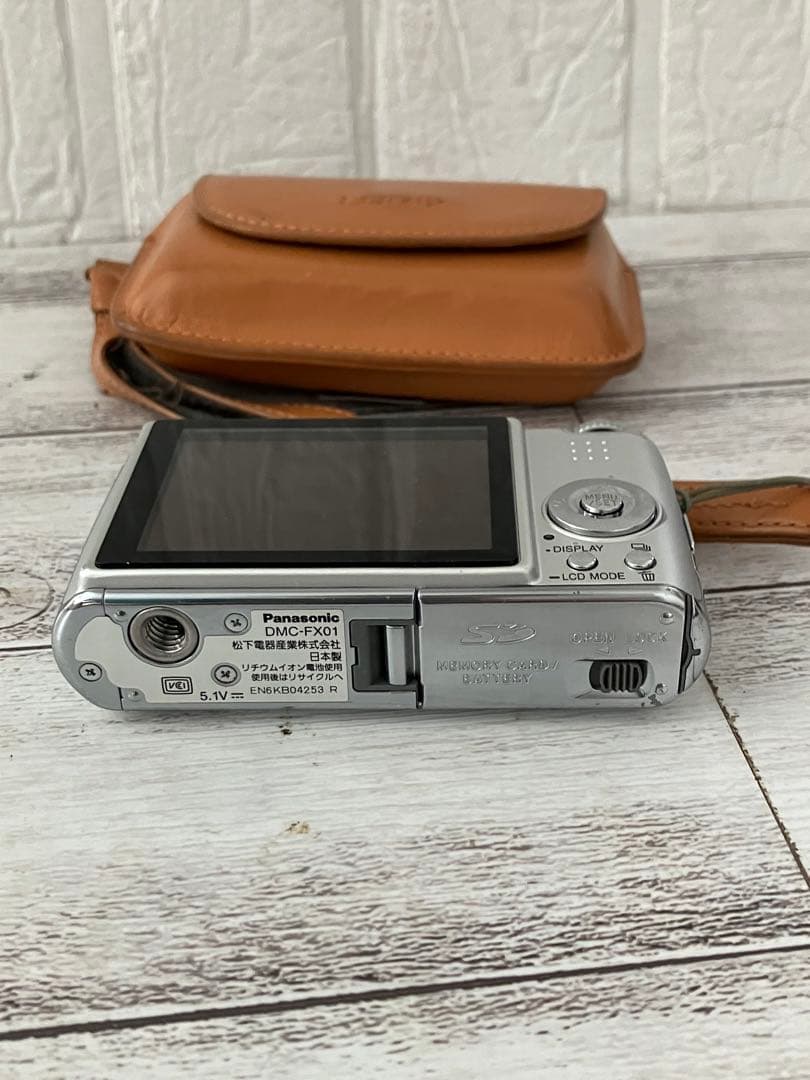 Panasonic DMC-FX01 コンパクトデジタルカメラ