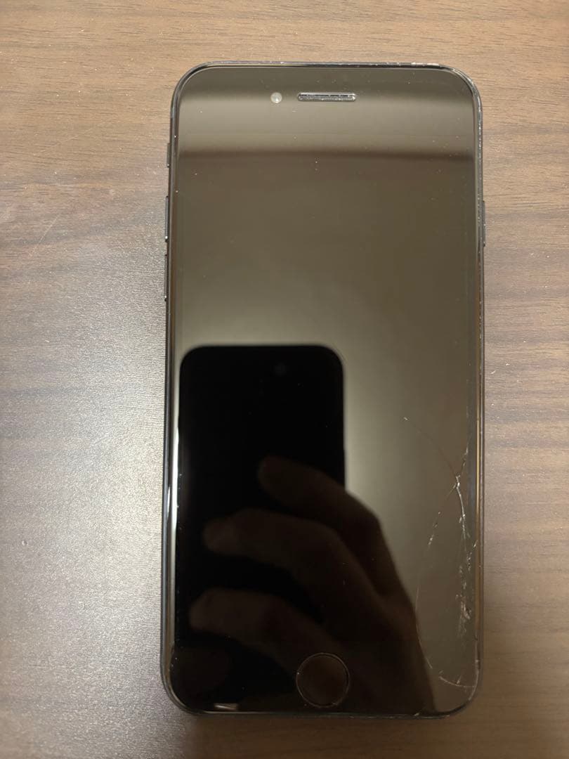 iPhoneSE 第3世代　128GB 箱有り　ジャンク品（軽度の画面割れ）
