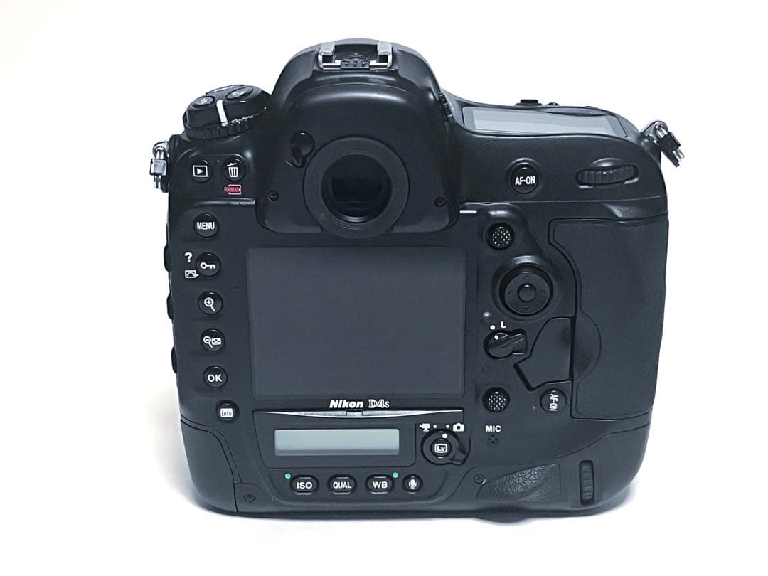 Nikon D4S デジタル一眼レフカメラ シャッター回数47000回