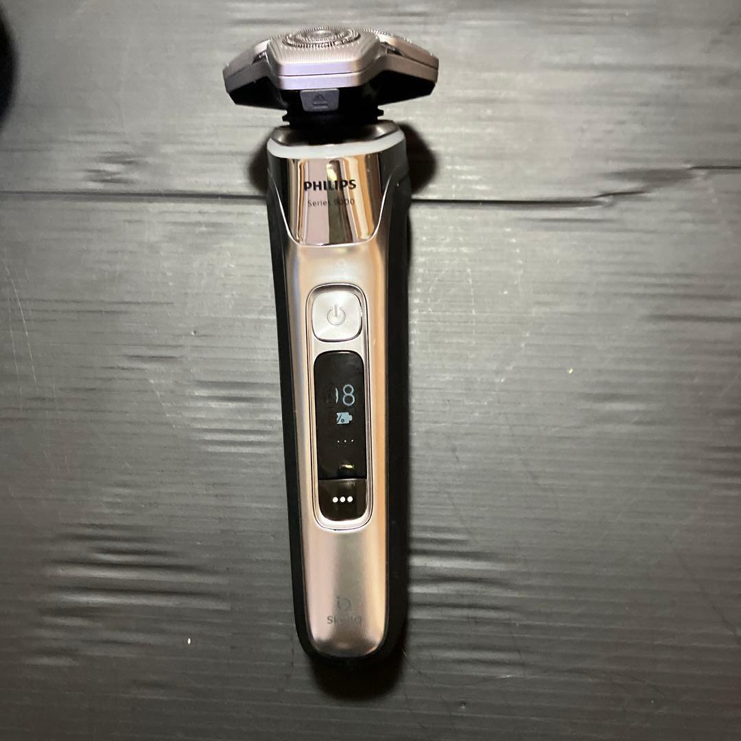 PHILIPS s9985 22年製　髭剃り　シェーバー