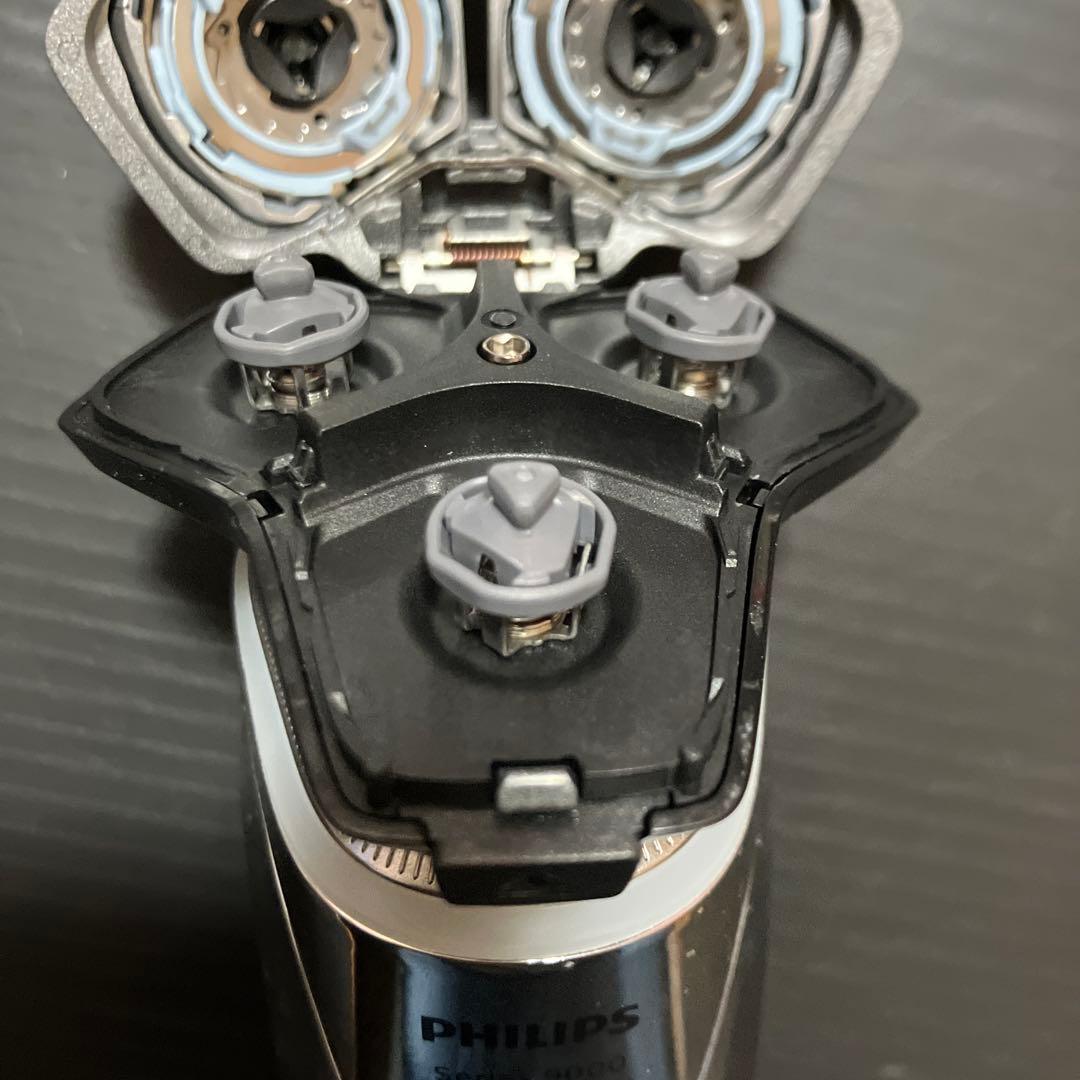 PHILIPS s9985 22年製　髭剃り　シェーバー