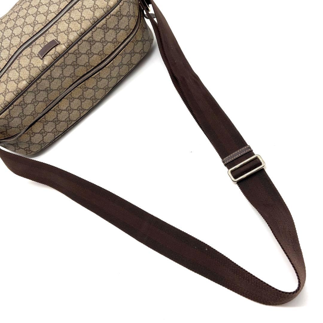 【極美品】GUCCI ショルダーバッグ GGスプリーム メッセンジャー