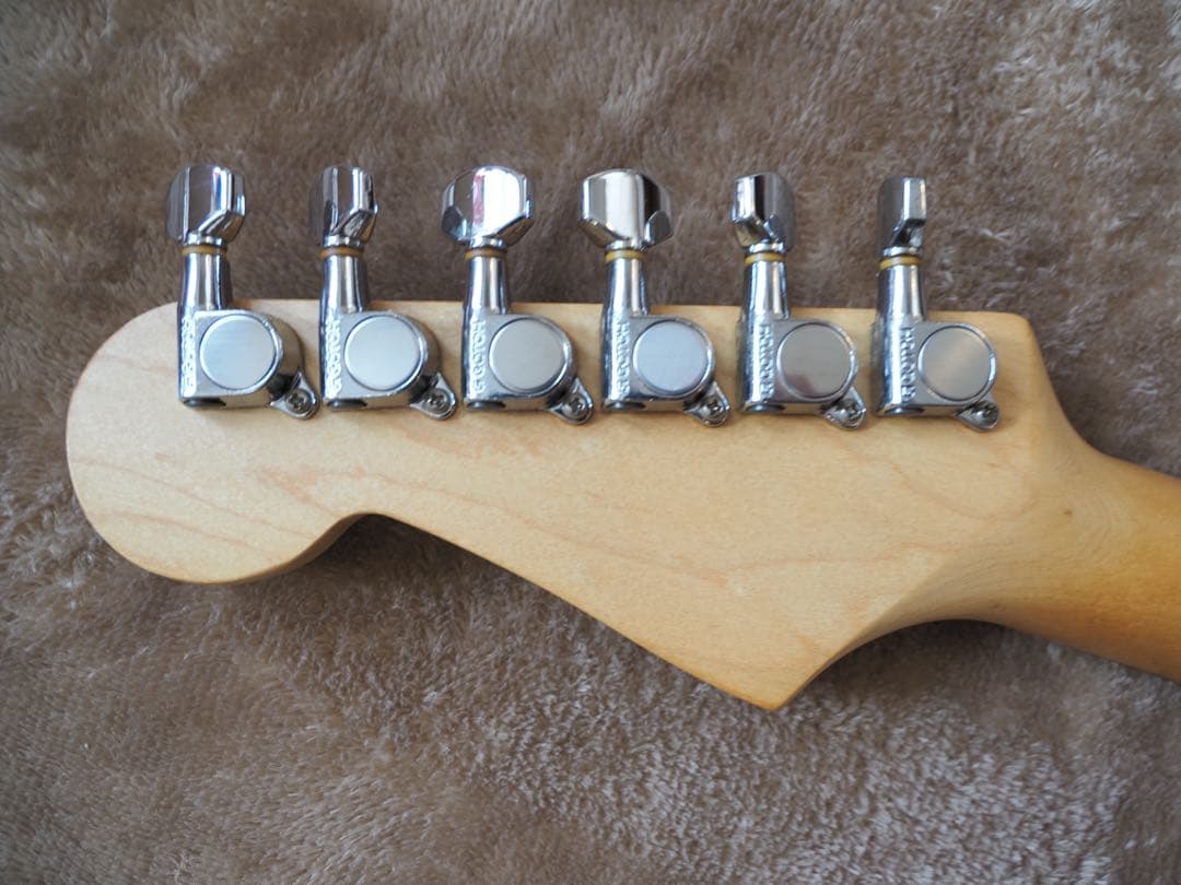 Fender Japan ST-CHAMP 前期型サンバーストアンプ内蔵ギター