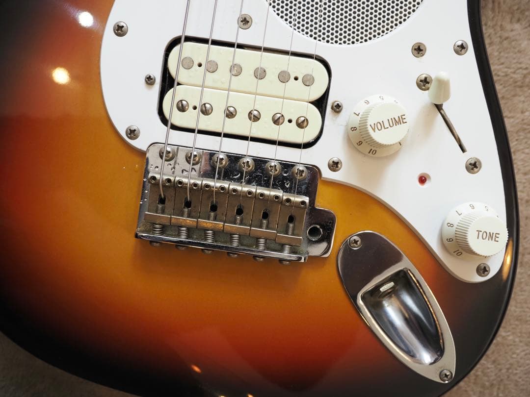 Fender Japan ST-CHAMP 前期型サンバーストアンプ内蔵ギター