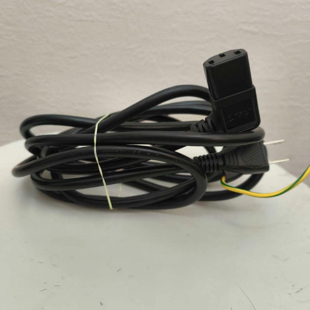 ESTILOエスティロスチームイオンリフレッシャー　衣類管理機