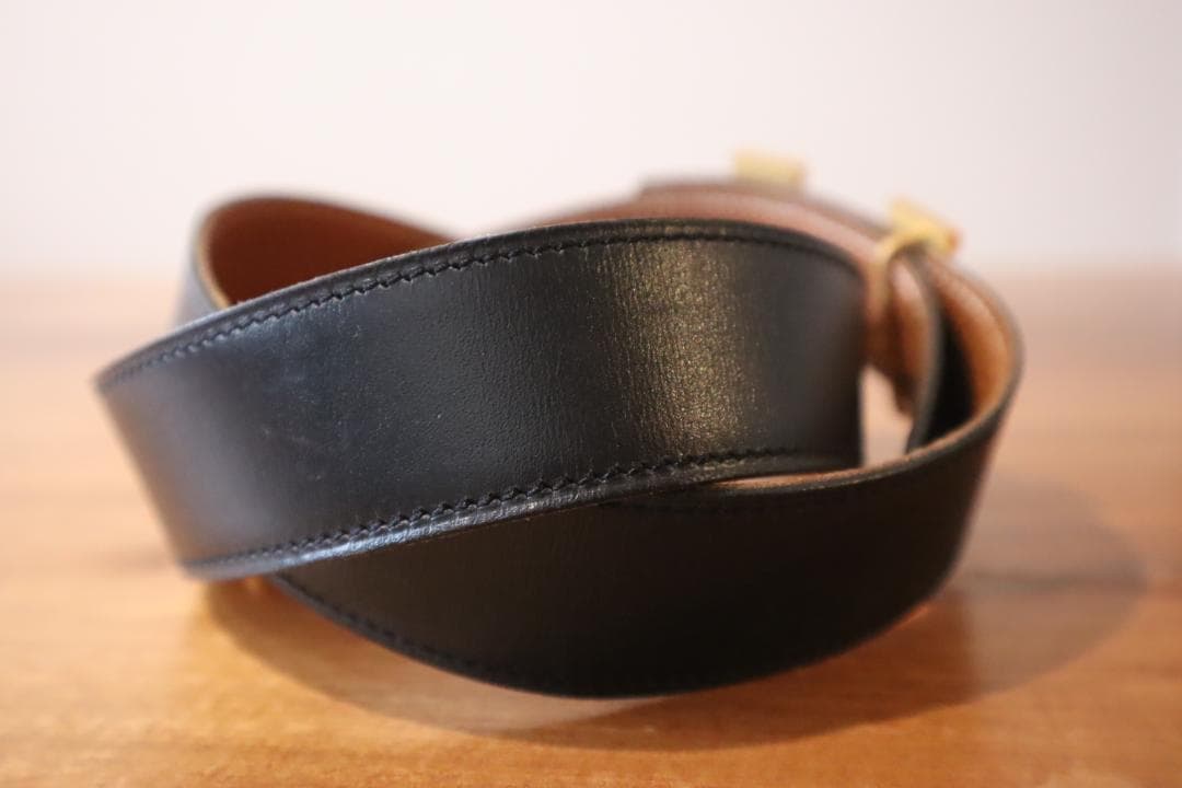 ■いちご■HERMES リバーシブルベルト93cm ブラックxキャメル