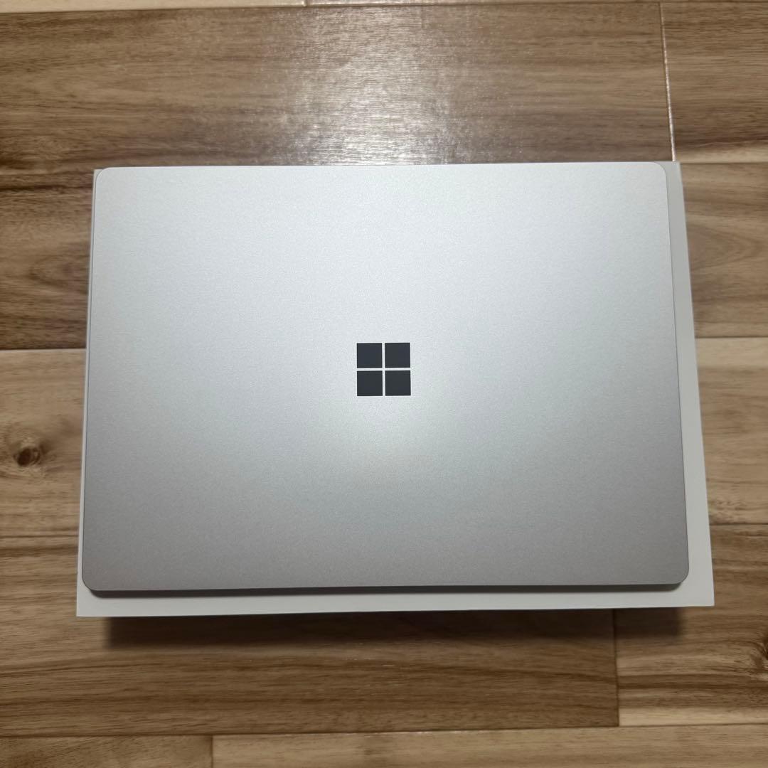 【超美品】Microsoft Surface Laptop13.5インチ