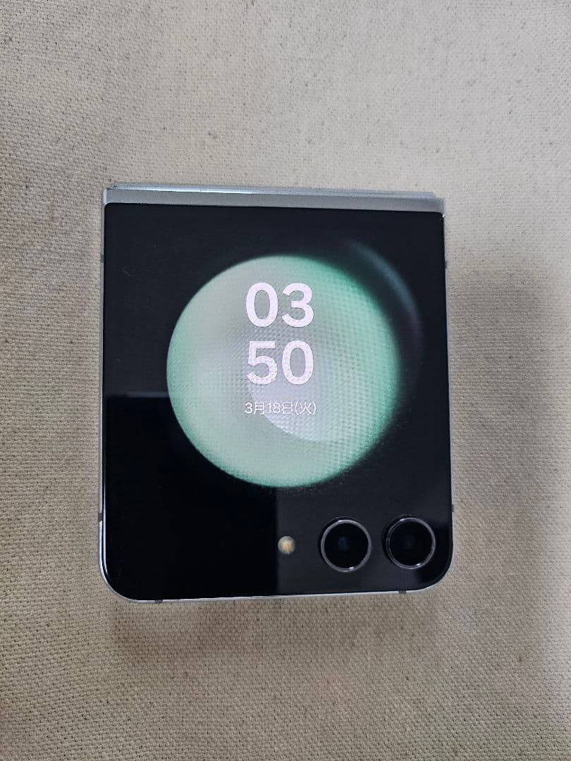 【ジャンク】Samsung Galaxy Z Flip5 ミント