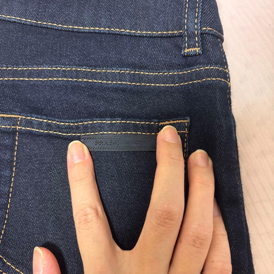 【ほぼ新品】PRADA ダークブルースキニーデニム