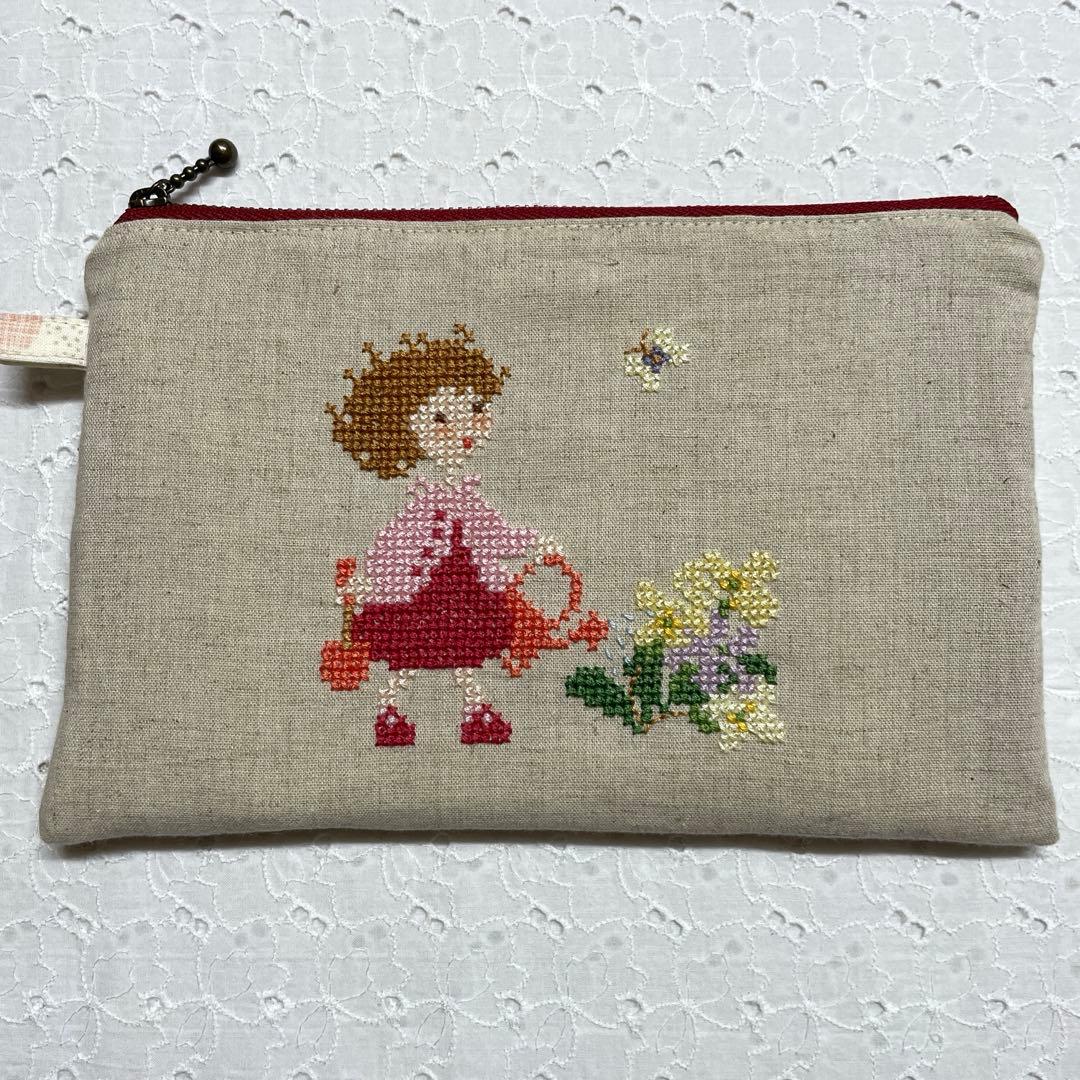 クロスステッチ 完成品 ファスナーポーチ サモイロフ オーダー62