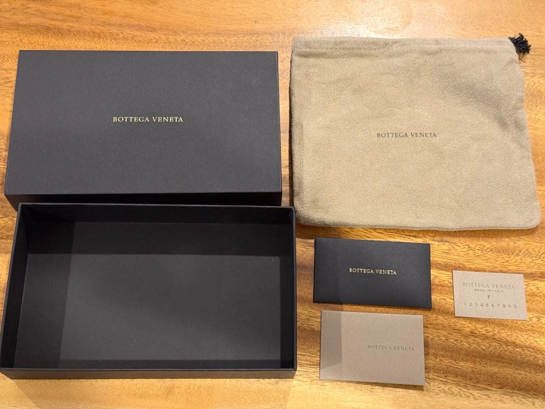 ス*ト様 Bottega Veneta ブラック 長財布