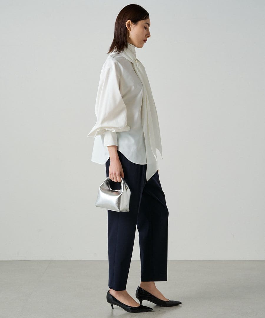 【Atelier N°5/アトリエヌメロサンク】タイプライターボウタイブラウス