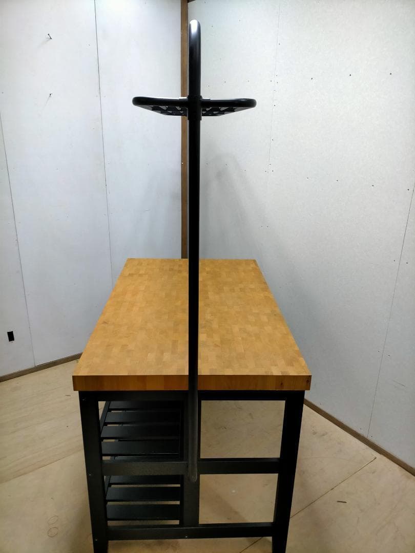 美品 VADHOLMA　アイランドキッチン 送料無料　75009-3-100