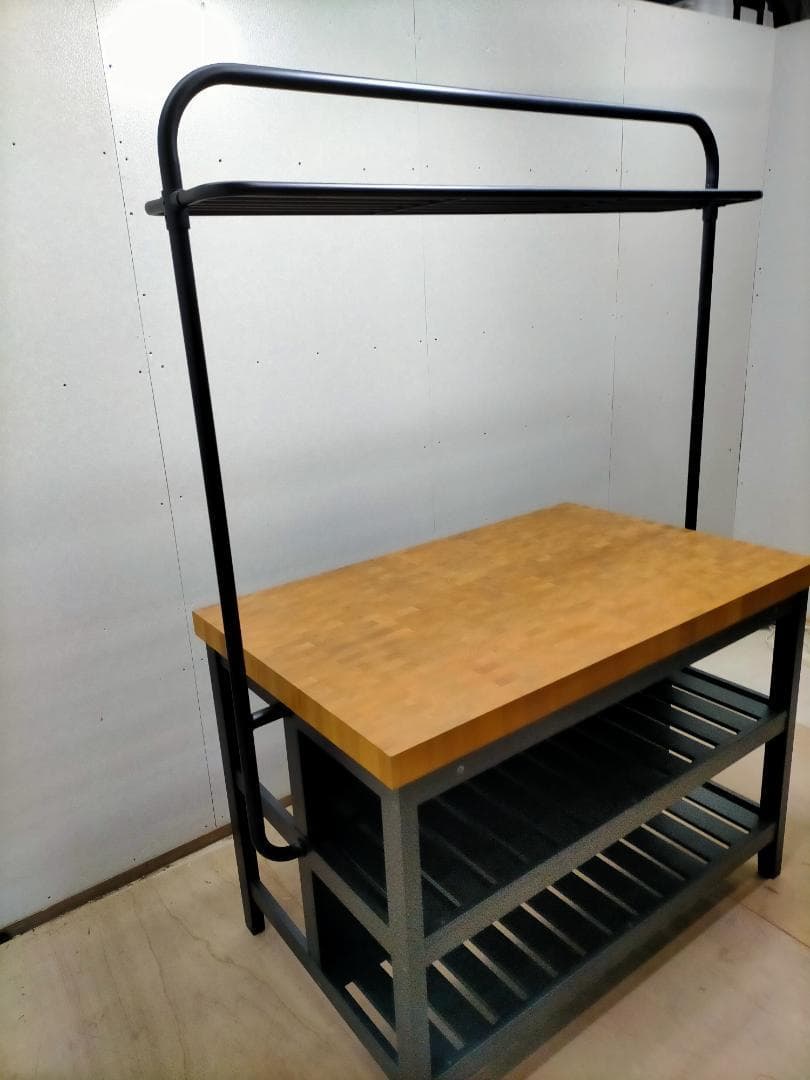 美品 VADHOLMA　アイランドキッチン 送料無料　75009-3-100