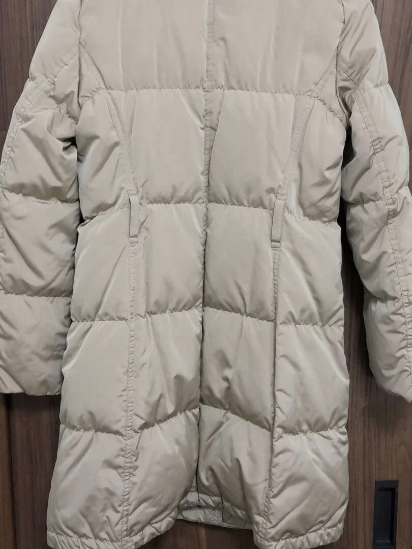 ☆中古☆バーバリー　レディース　ダウンコート　サイズ38ベージュ系