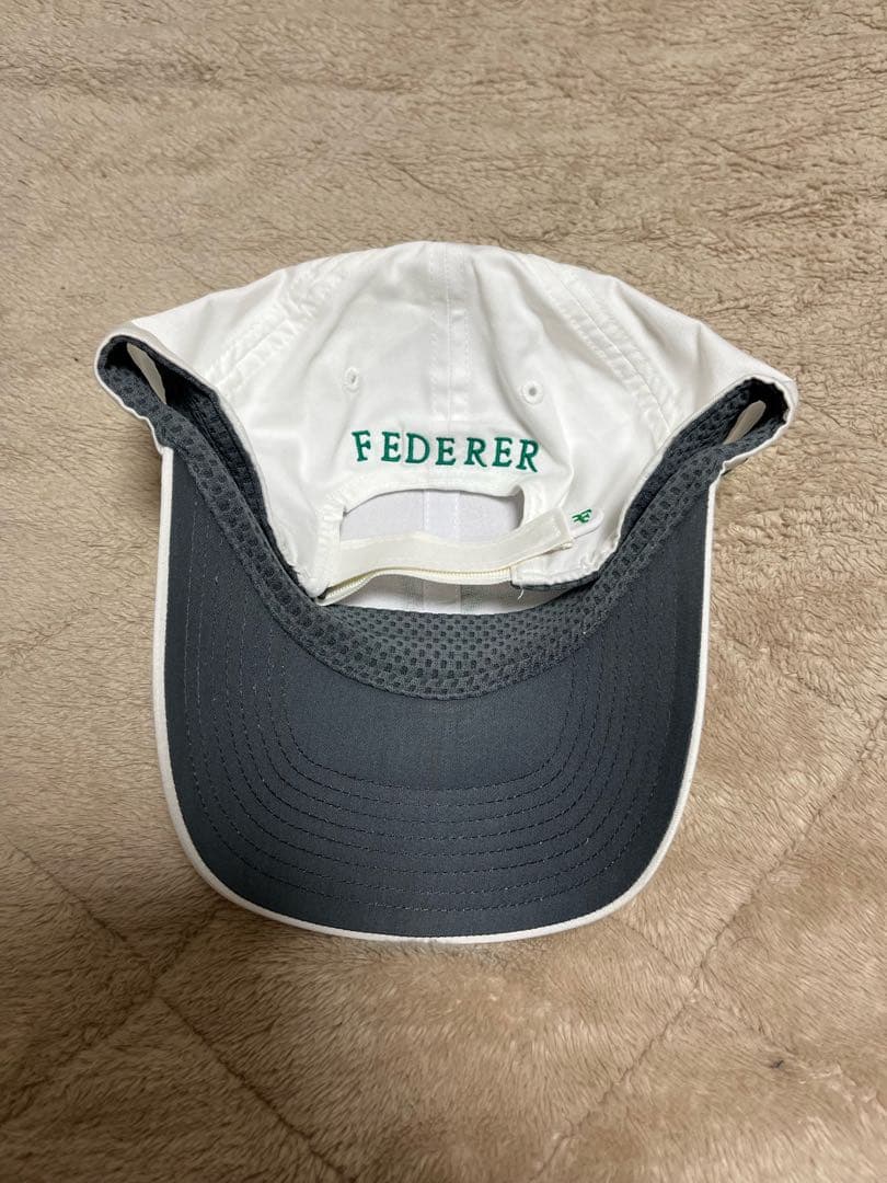 NIKE RFフェデラー直筆サイン入りCAP(白/緑) クレディ・スイス提供品