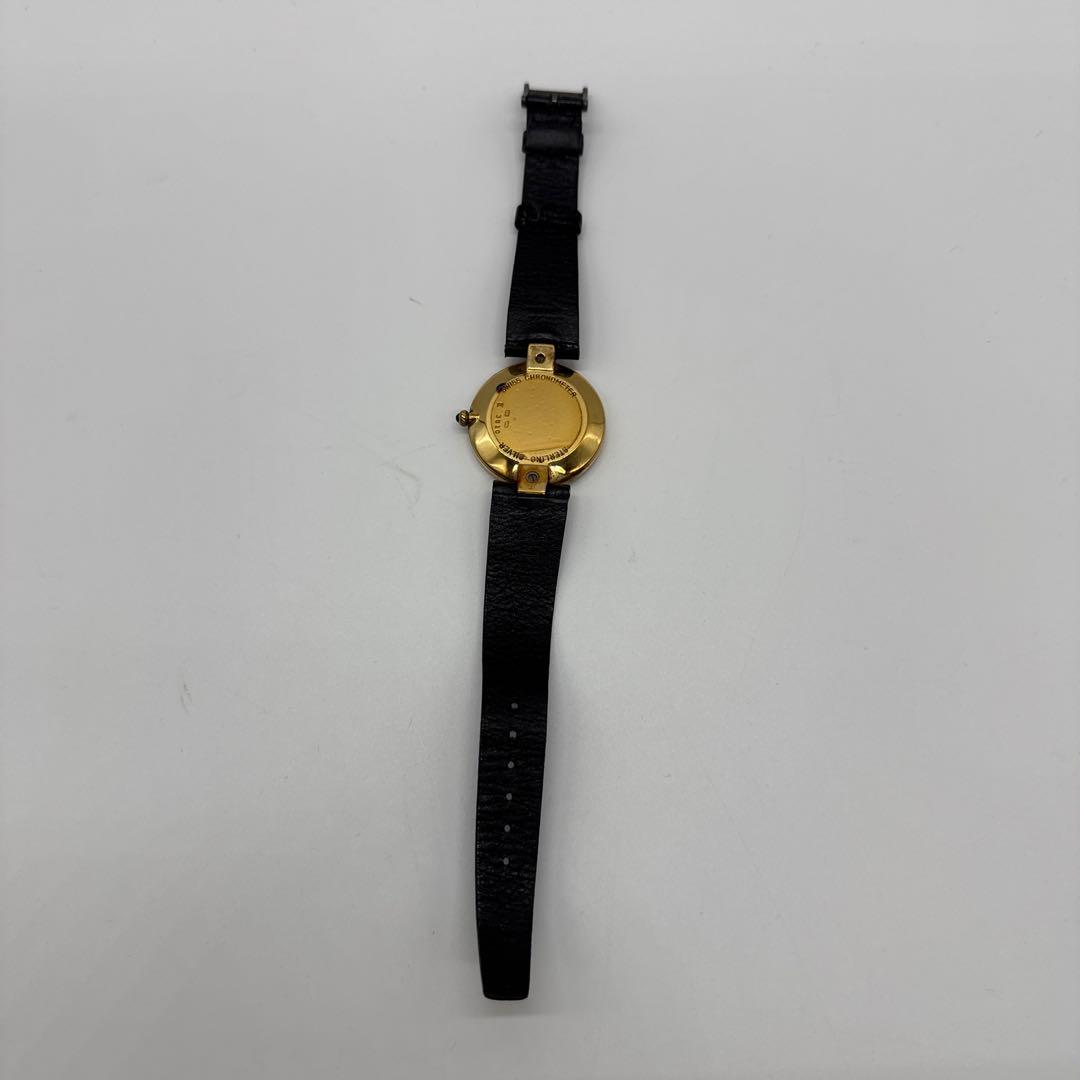 に*ん様 ダンヒル　クォーツ腕時計 ローマ数字 白文字盤 黒