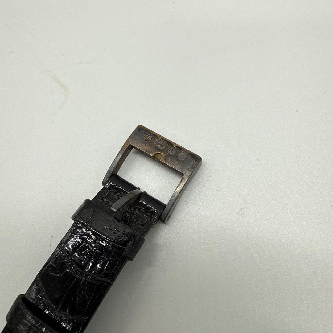 に*ん様 ダンヒル　クォーツ腕時計 ローマ数字 白文字盤 黒