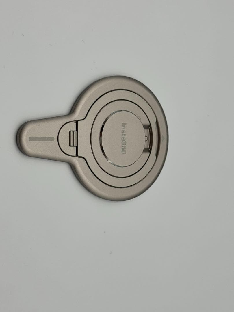 美品 Insta360 Flow 2 Pro + 磁気スマートフォンマウント付き