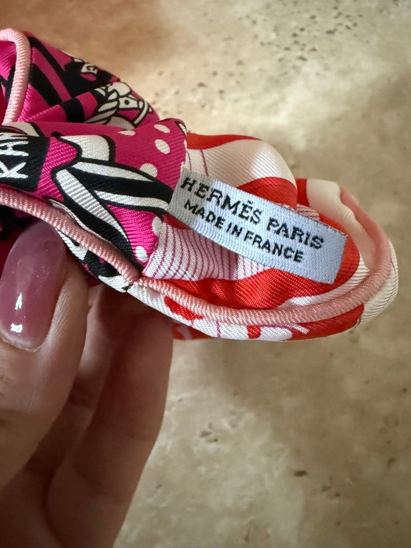 HERMES プリント柄シュシュ ピンク