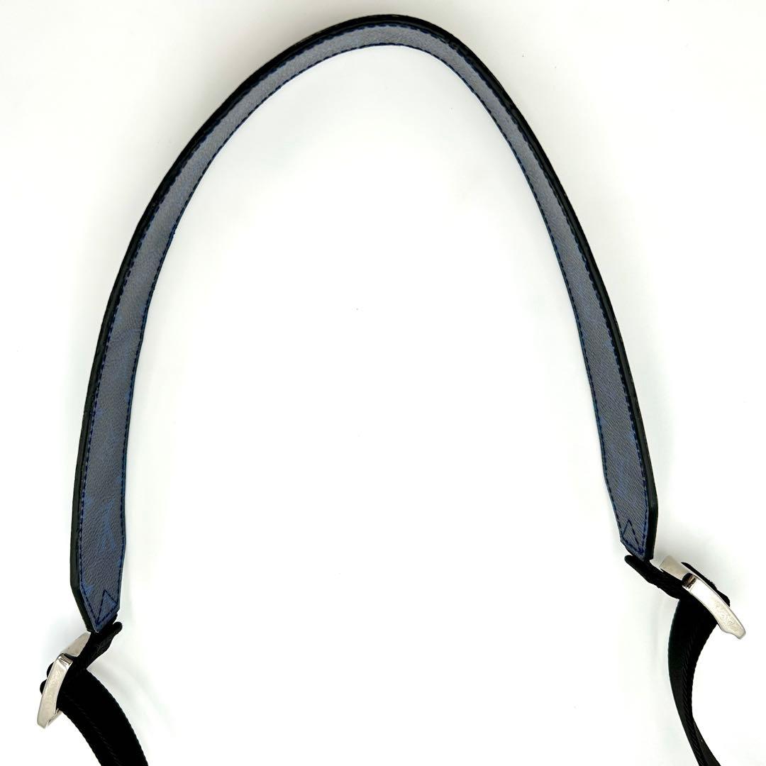 【美品】ルイヴィトン タイガラマ アウトドアメッセンジャー ショルダーバッグ 青