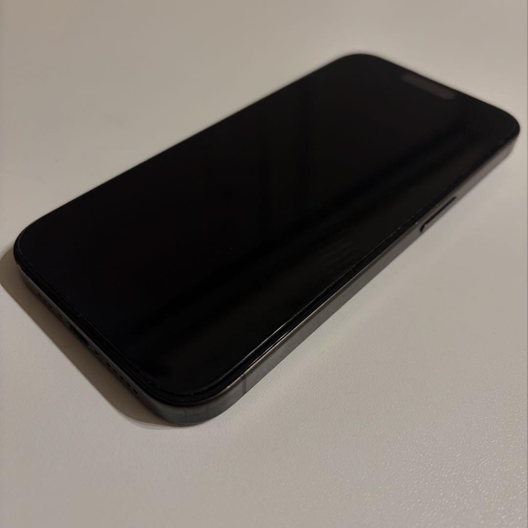 【値下げ】Apple iPhone 15 Pro 本体 ブラック 美品