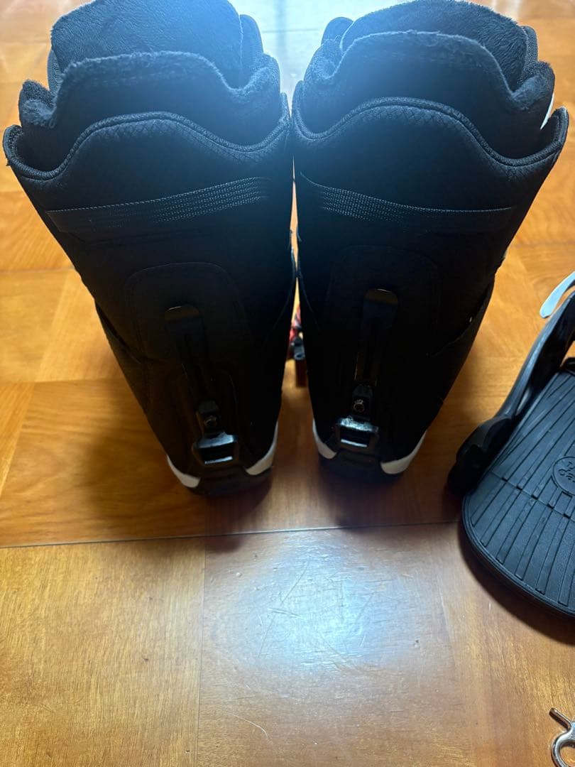 スノーボード BURTON STEP ON ZIPLINE 24.0