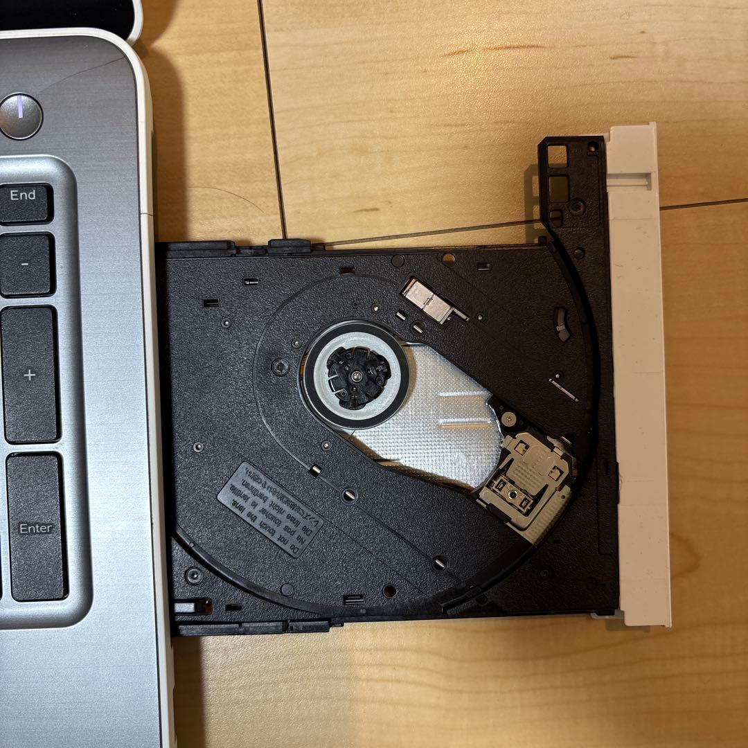 DELL Inspiron 5567 core i7 メモリ8GB グラボ搭載