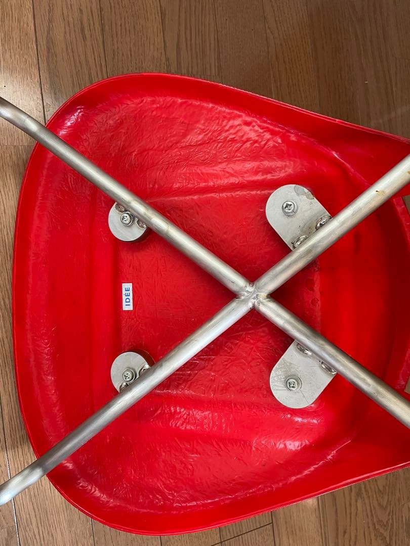 IDE（イデー） yawn chair / ヨーンチェア FRP製　岡嶌 要