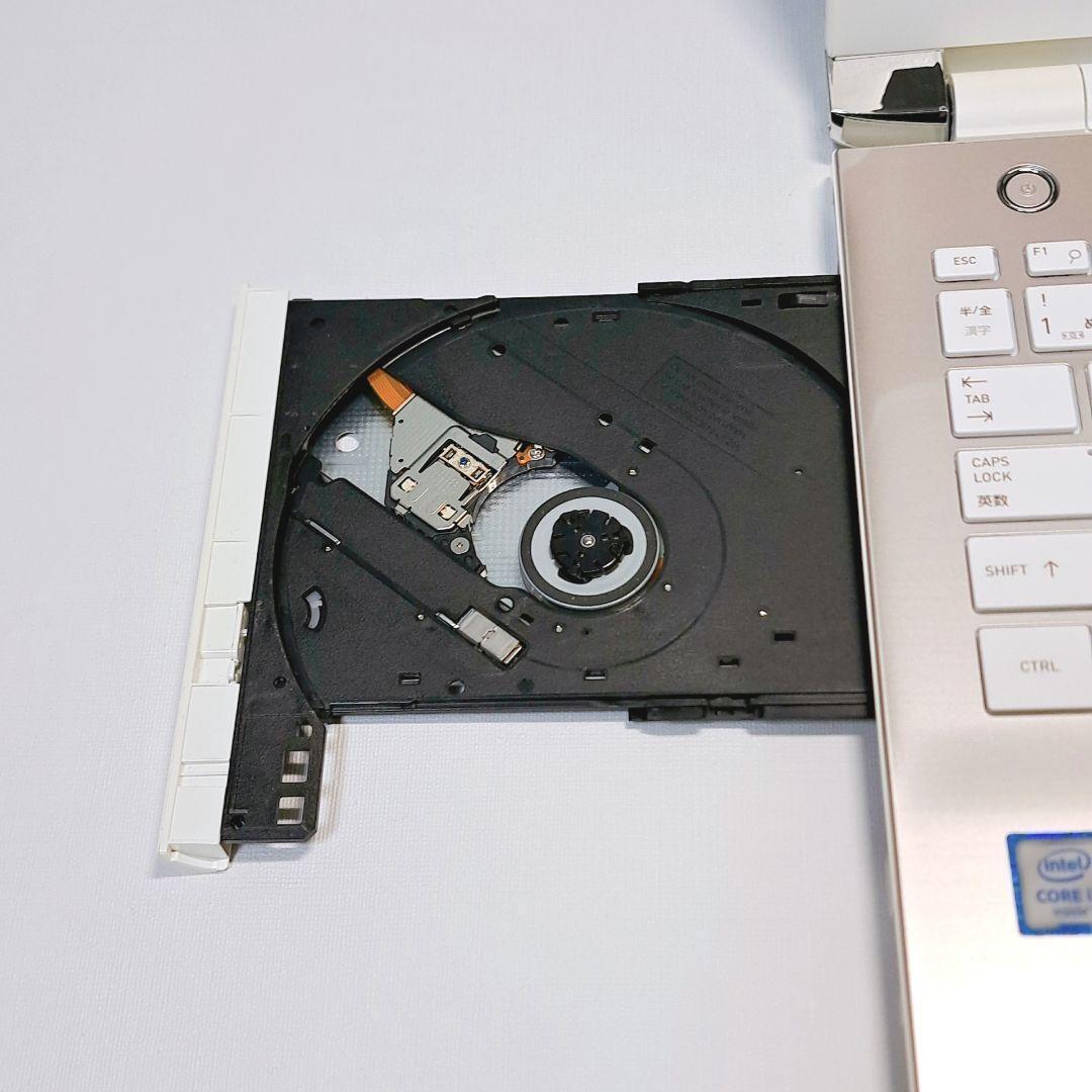 I94 人気　東芝ノートパソコン 第7世代i3/メモリ8GB Windows11