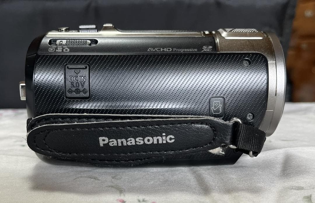Panasonic HC-V720M ビデオカメラ 本体+付属品