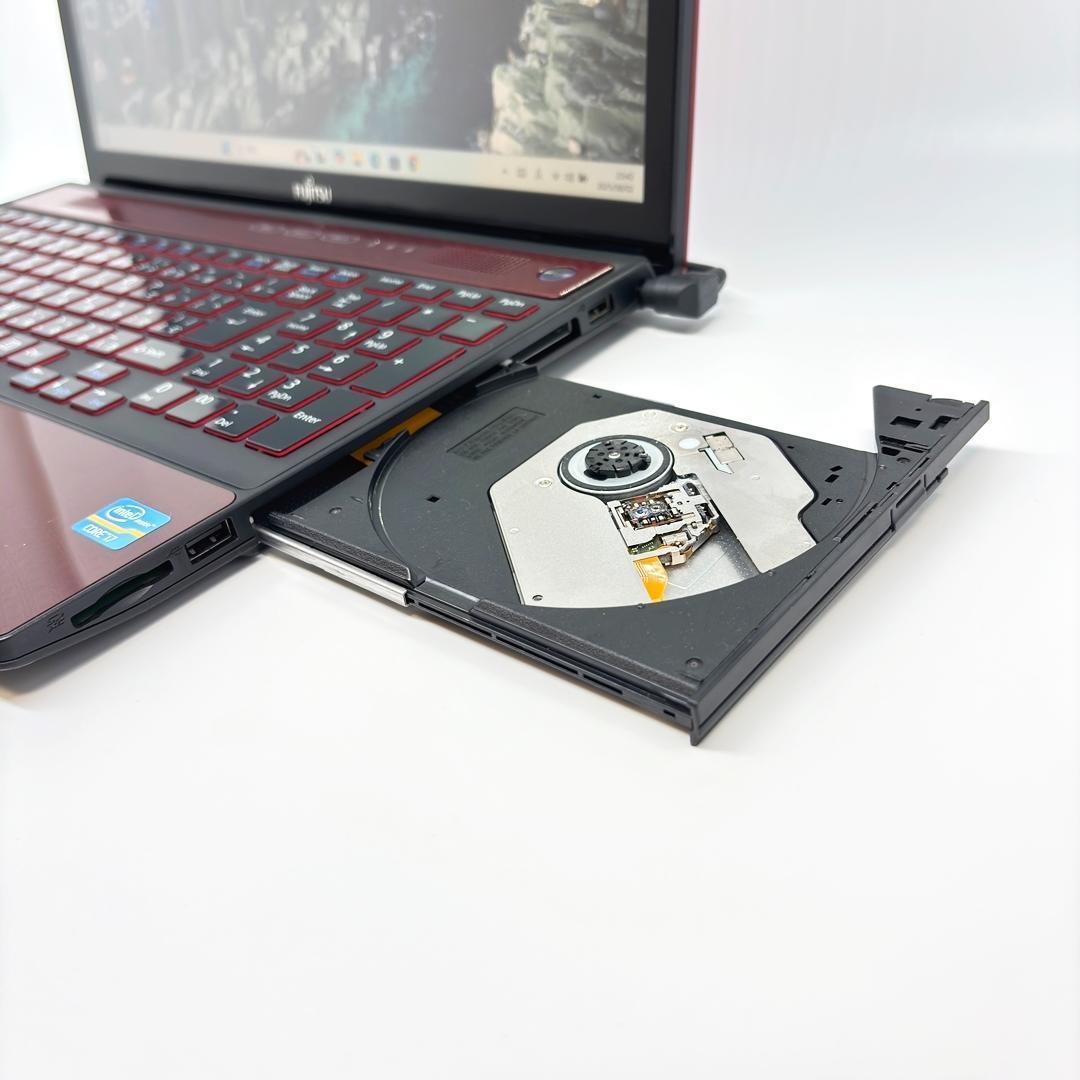 富士通 ノートパソコン Corei7 SSD Office付 Win11 A1